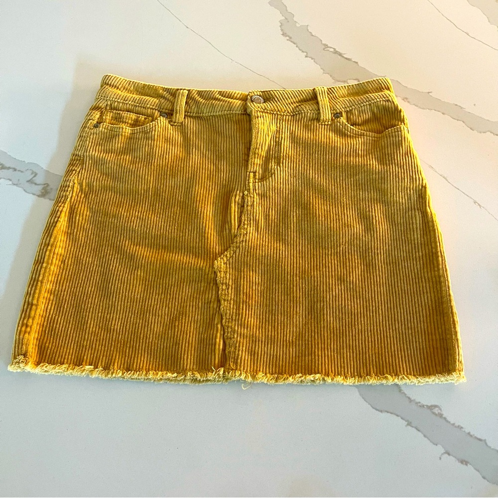 Blue Spice mustard courderoy mini skirt size 3